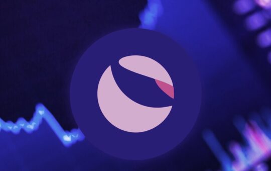 As Terra’s Dollar Stablecoin UST Collapses, LUNA Falls 97% to Under $1