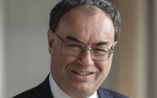 Bank of England's Andrew Bailey Warns Bitcoin Has No Intrinsic Value, Not a Practical Means of Payment