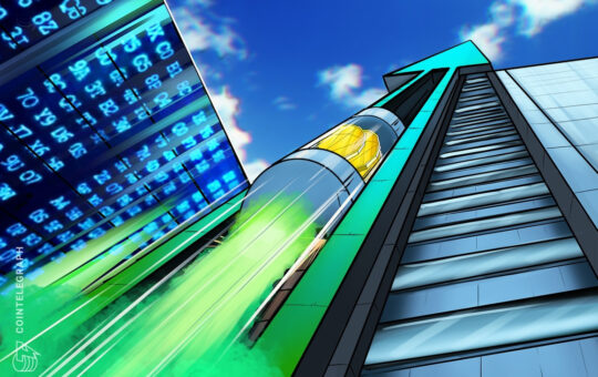 BTC hits $22K, ETH 'giga mooning'