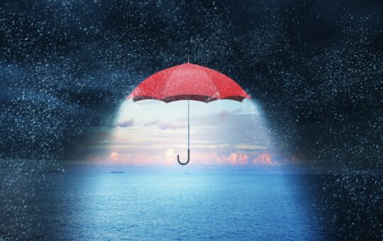 Bitcoin flows out of exchanges marketwide following FTX collapse