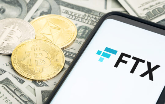 FTX Reportedly Hacked as Telegram Group Admin Comments on Possible 'Malware' Present in Apps, Irregular Fund Movements Registered Onchain