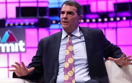 Here's Why Tim Draper Still Believes Bitcoin Will Reach $250K