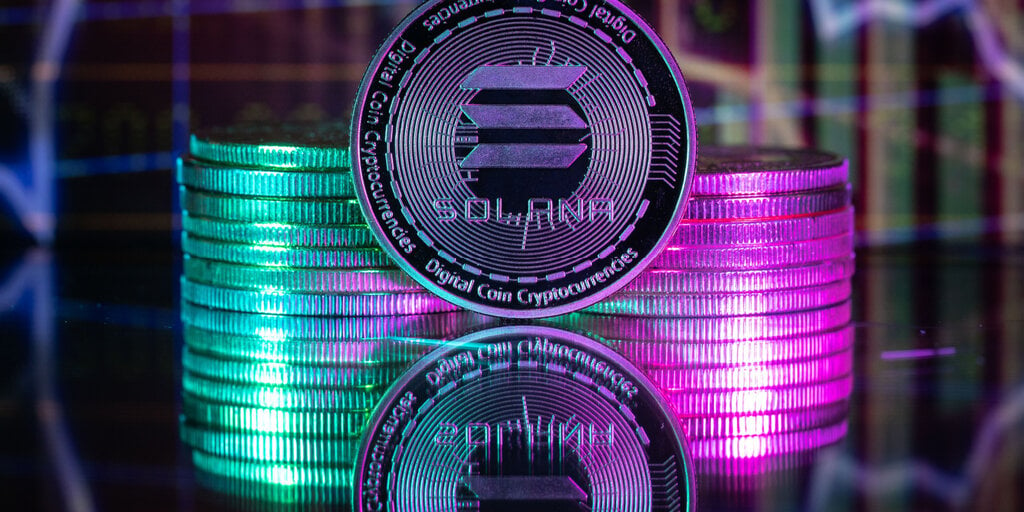 Solana Soars 12% Overnight as Crypto Market Recoups $43 Billion