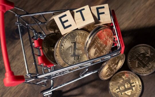 Bitcoin ETF Approval Odds Raised to 95%: Bloomberg Analyst