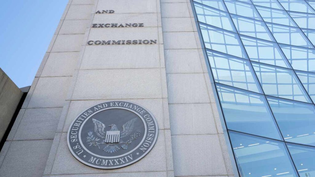 SEC Chair Declares ‘Crypto’s Time Has Come’—Champions ‘Super-App’ Trading Innovation